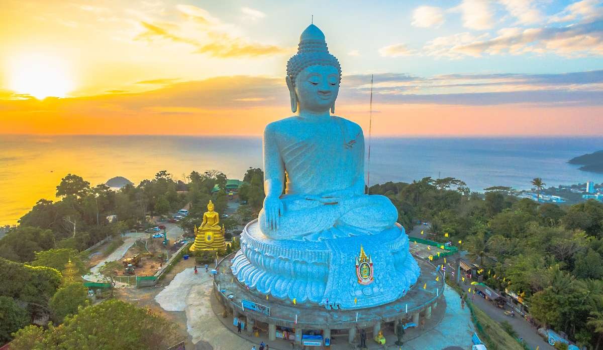 Be Inspired by the Majestic Phuket Big Buddha: Our Tips and Recommendations